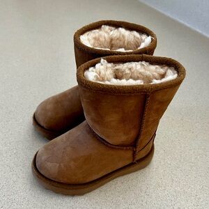 Toddler Ugg Boots size 7